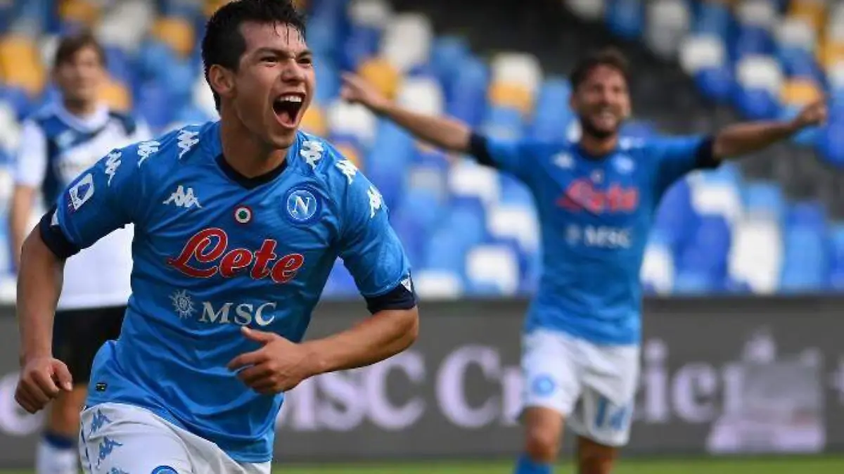 Chucky Lozano_Napoles